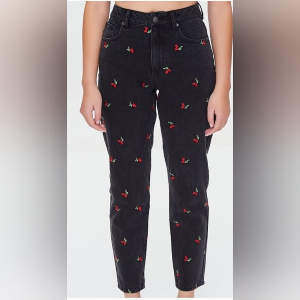 NWOT -Cherry Embroidered Mom Jean